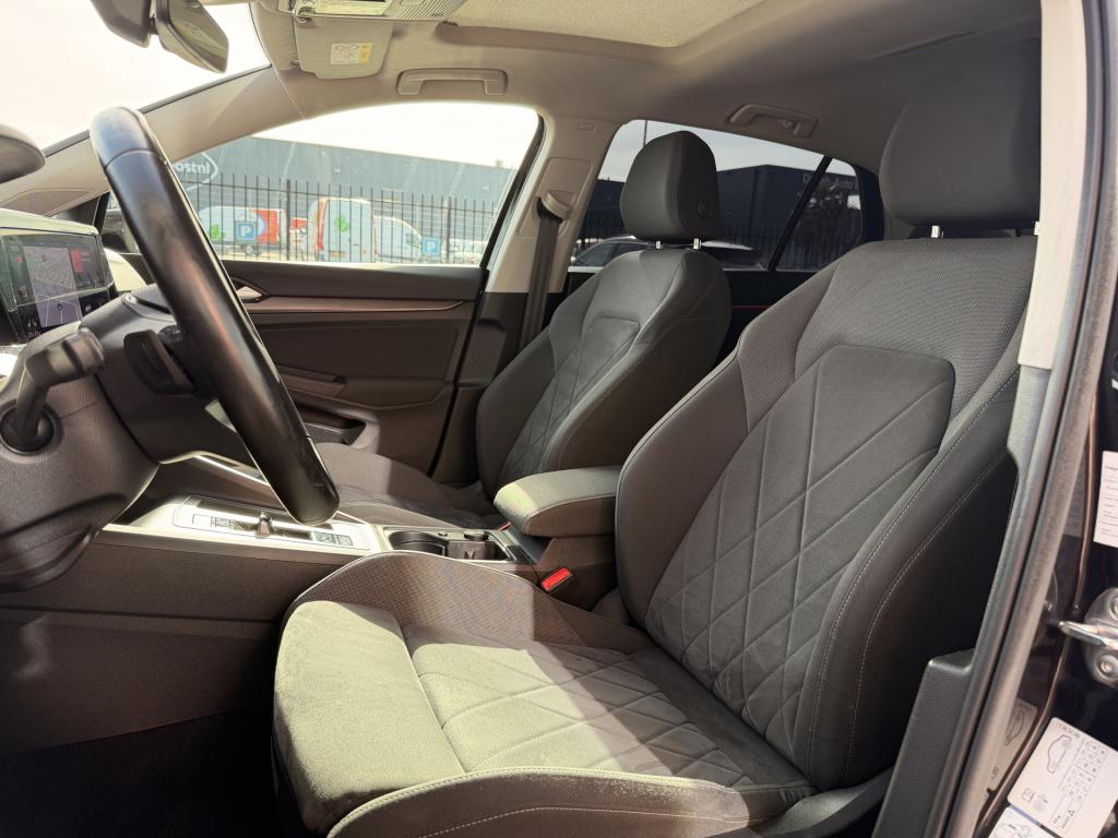 Volkswagen Golf 1.5 etsi 1st. edition 150pk | pano | acc | memory | massage