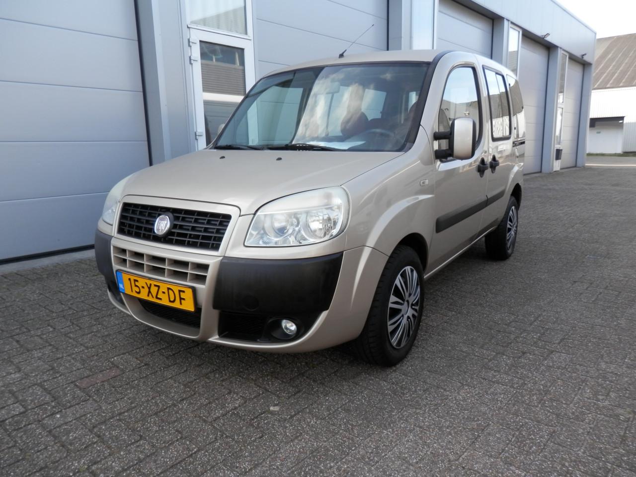 Auto Garant Biedt Aan: Fiat Doblo 1.4 Family