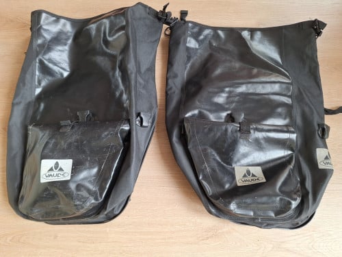 Vaude fietstassen met stuurtas.