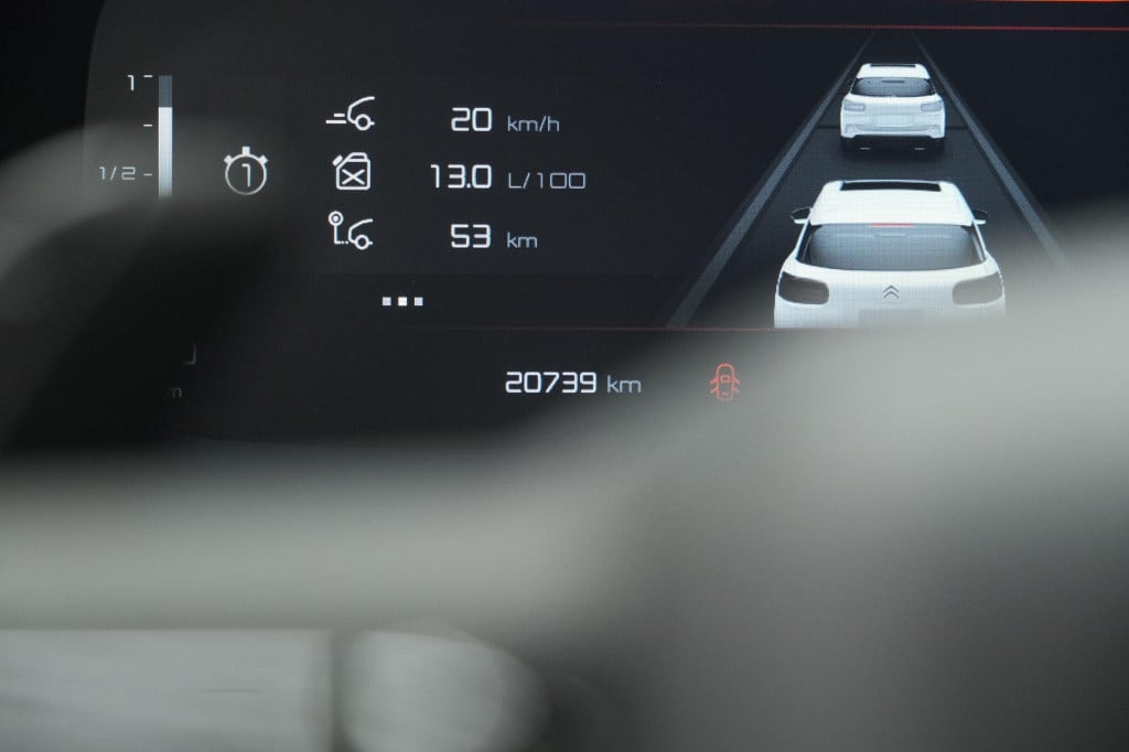 Citroen C5 Aircross hybrid 136 e-dcs6 ë-series | camera | dodehoekdetectie 