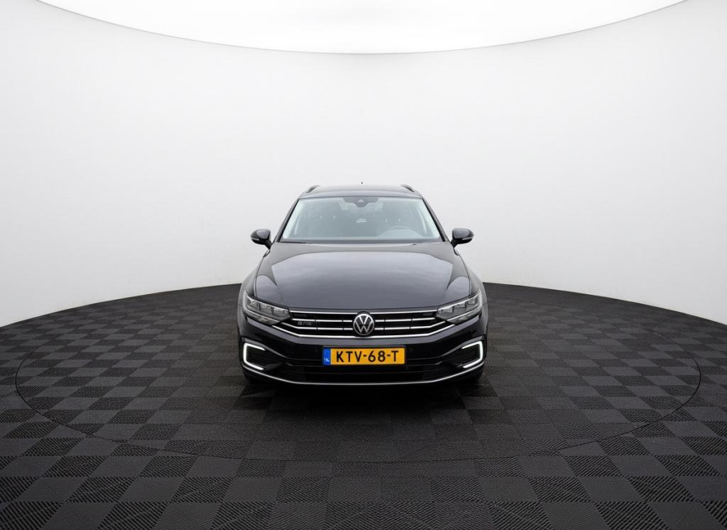 Volkswagen Passat variant 1.4 tsi phev gte business soh 93%