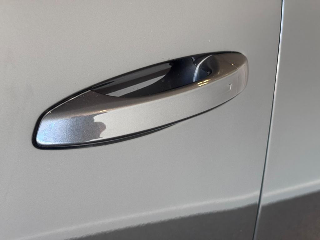 Peugeot E-3008 gt 73 kwh