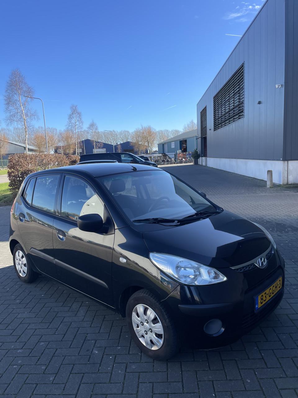 Hyundai i10 1.1 I 5DR 2008 Zwart | 69.646 NAP | NIEUWE APK!