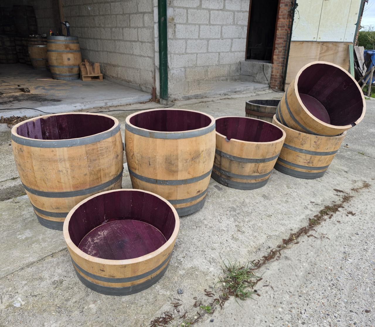 Eikenhouten kuipen, zware bloembakken