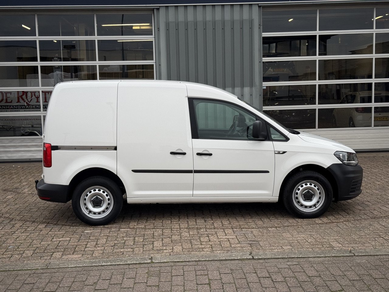 Volkswagen Caddy - 2.0 TDI L1H1 BMT | Trekhaak | Airco | Cruise
