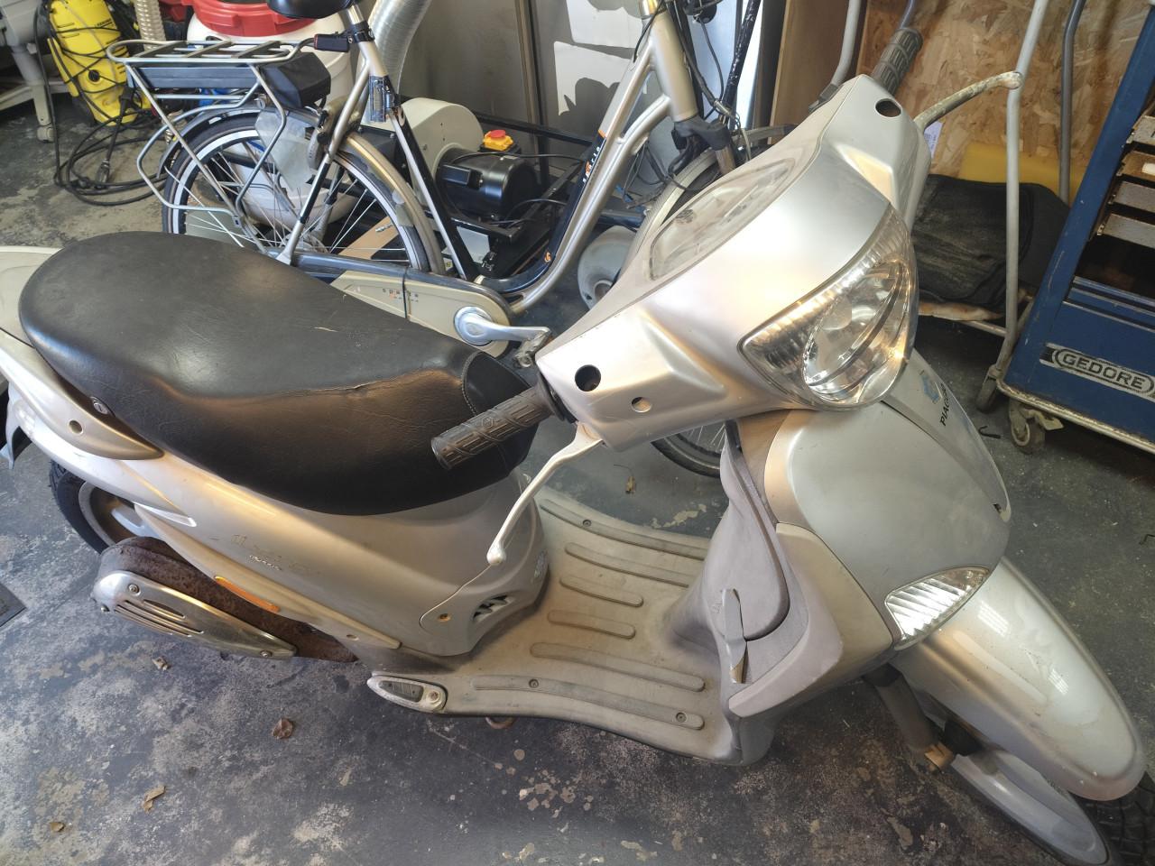 Vespa Piaggio €75