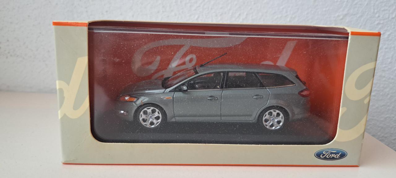 Ford  mondeo miniatuur