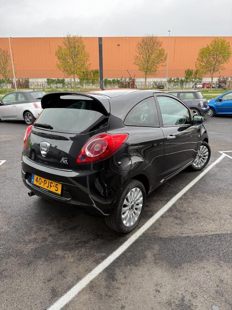 Ford KA 1.2 - titanium - airco