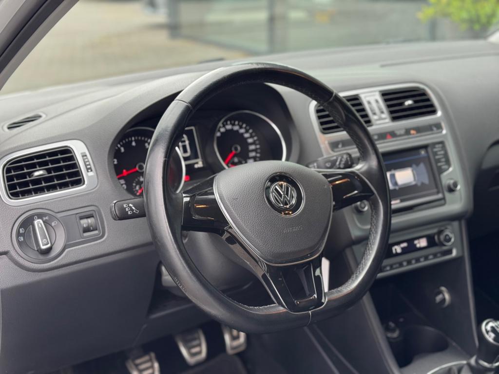 Volkswagen Polo 1.0 allstar * pdc 2x * clima