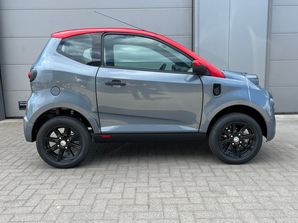 Aixam Minauto brommobiel chic