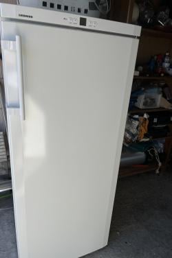 Vrijwel Nieuwe Liebherr NoFrost Vrieskast 226 liter energieklasse A+