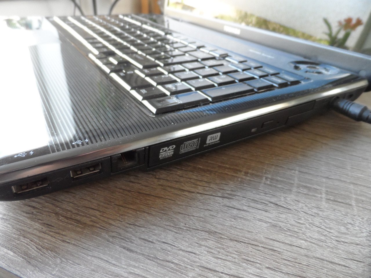 Laptop Toshiba Satelite P300 -25C