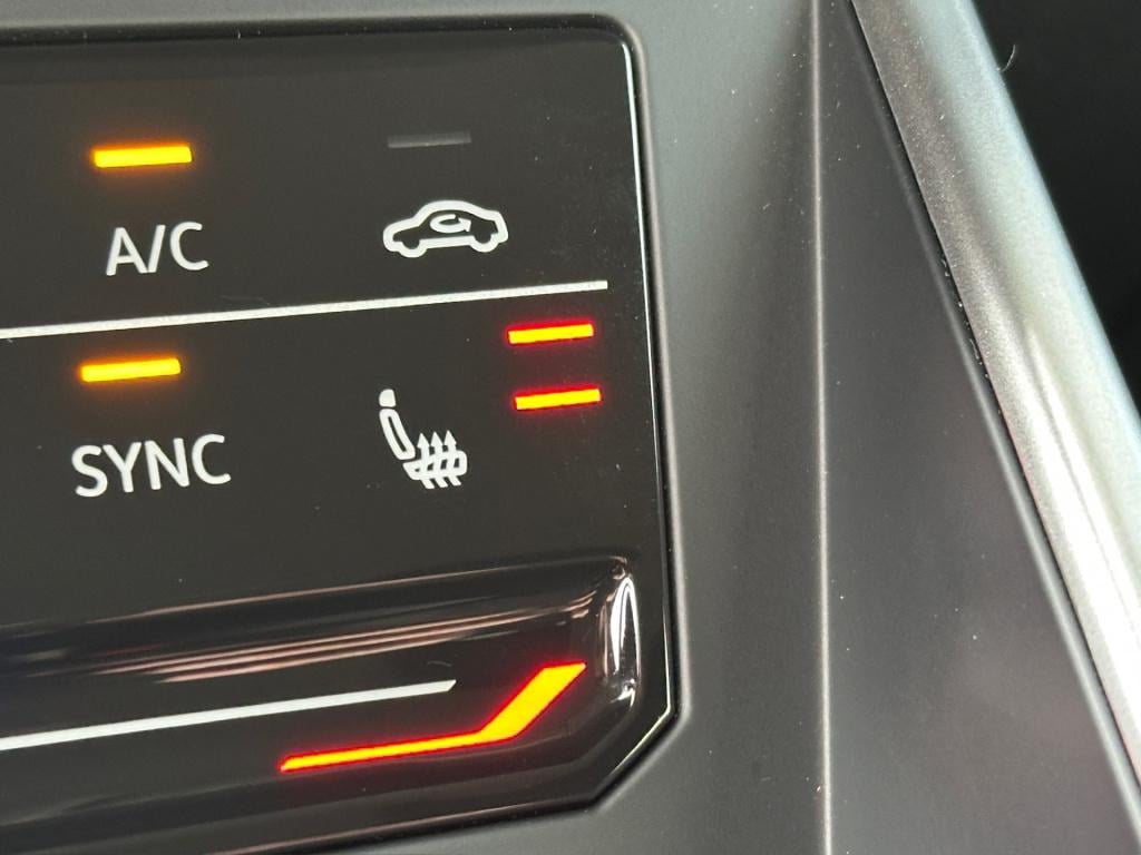 Volkswagen Polo 1.0 tsi life | climate | 4-season | stoelverwarming | carpl