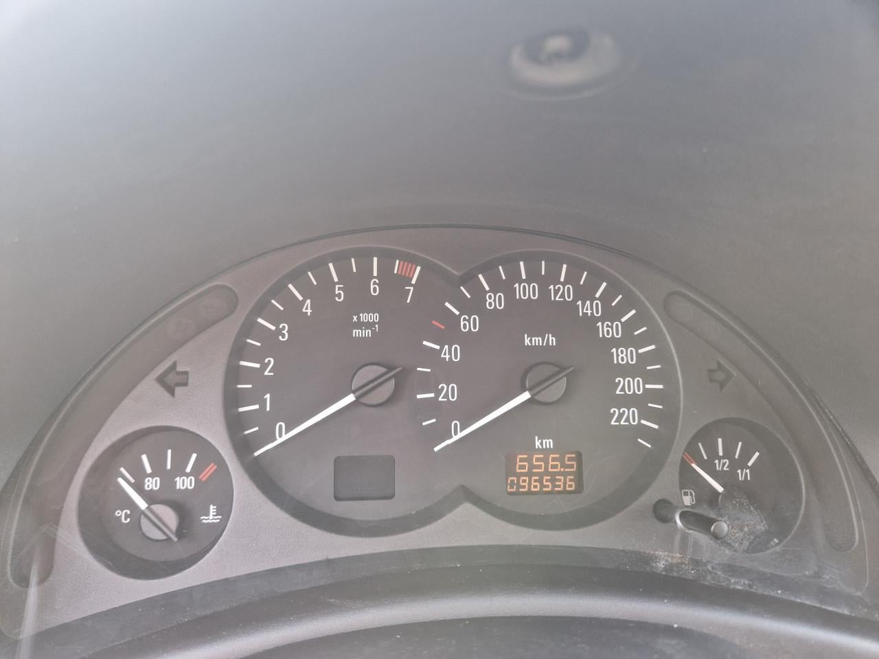 Opel corsa 1.2 2003