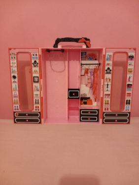 Barbiekast
