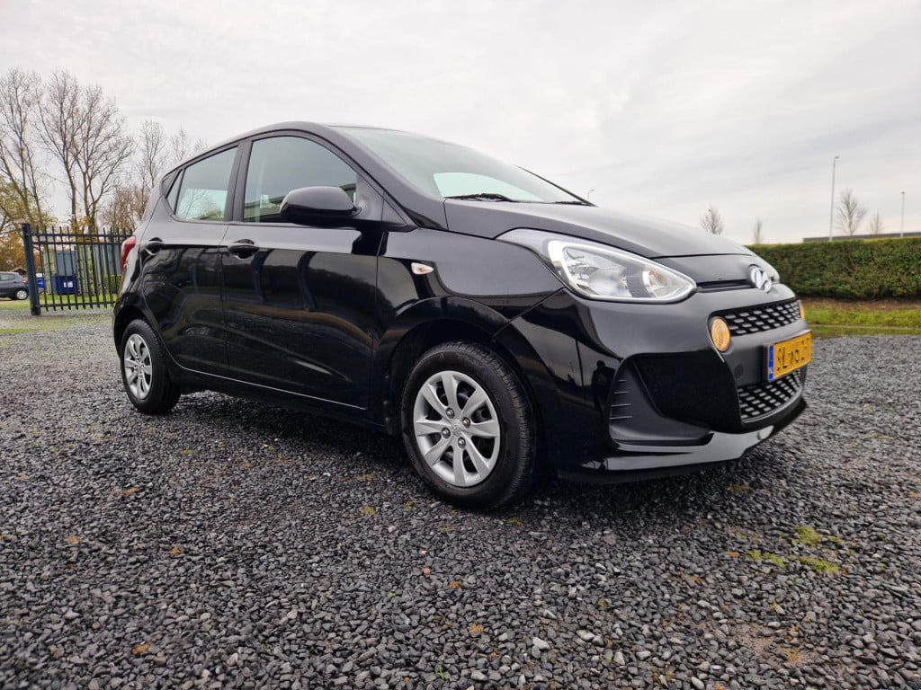 Hyundai I 10 1.0i comfort | carplay | bluetooth | cruise control | navigati