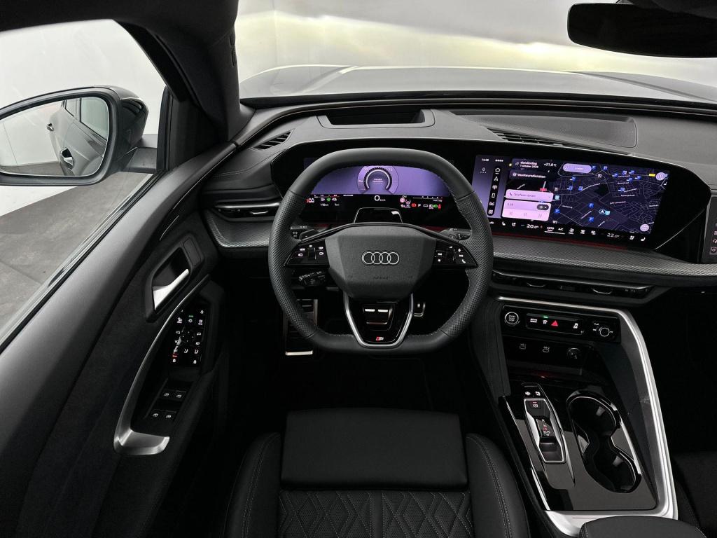 Audi Q5 s edition competition e-hybrid 270 kw / 367 pk suv