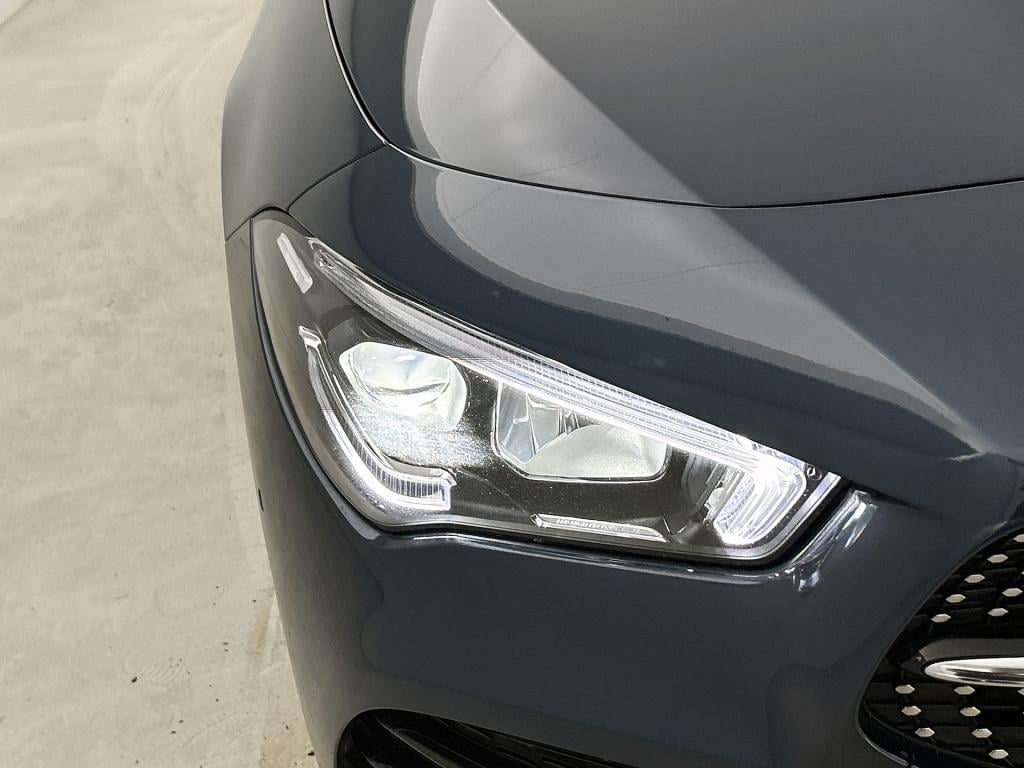 Mercedes-Benz Cla shooting brake 180 amg line | trekhaak | sfeerverlichting