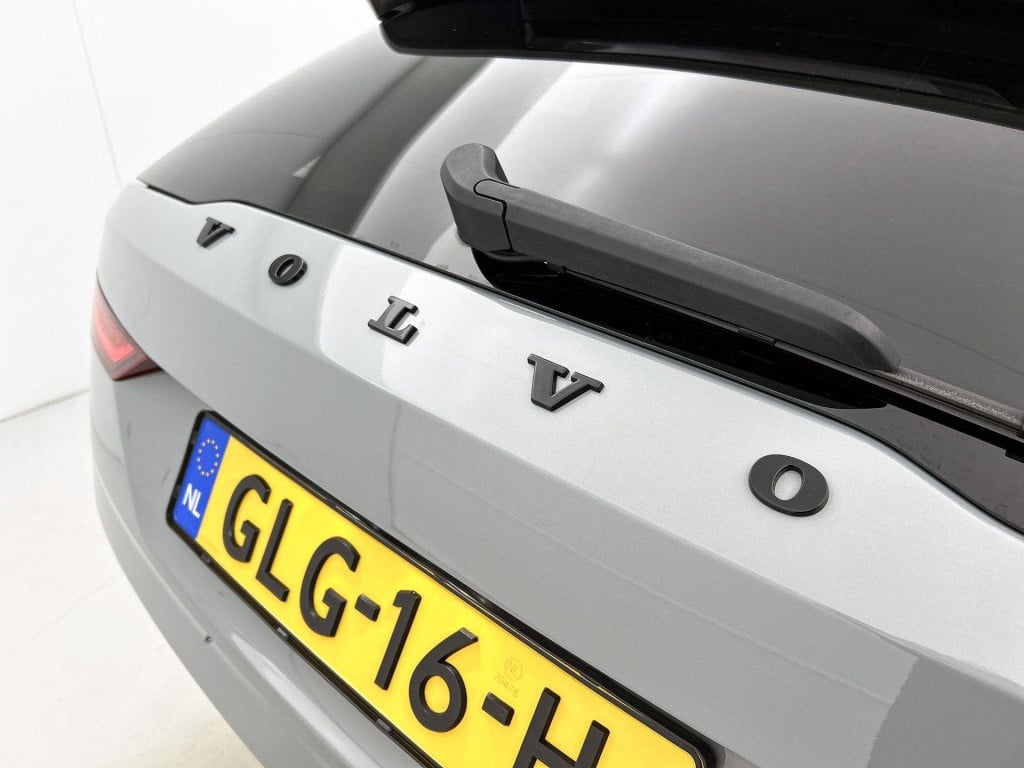 Volvo V60 2.0 b3 core | automaat | navigatie | climate control | camera | p