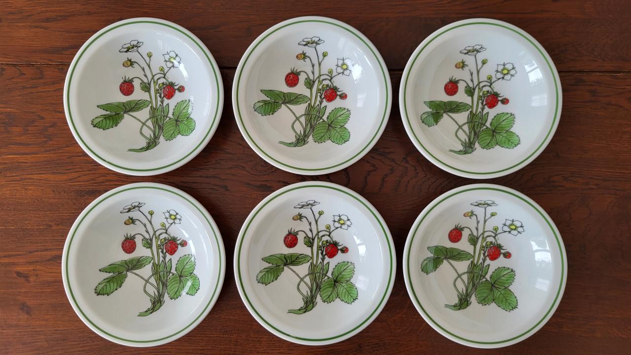 Set van 6 vintage IKEA schaaltjes Midsommar - Marguerite Walfridson