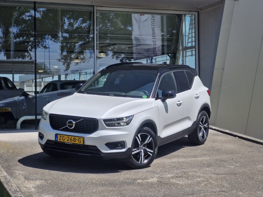 Volvo XC40 2.0 t4 r-design