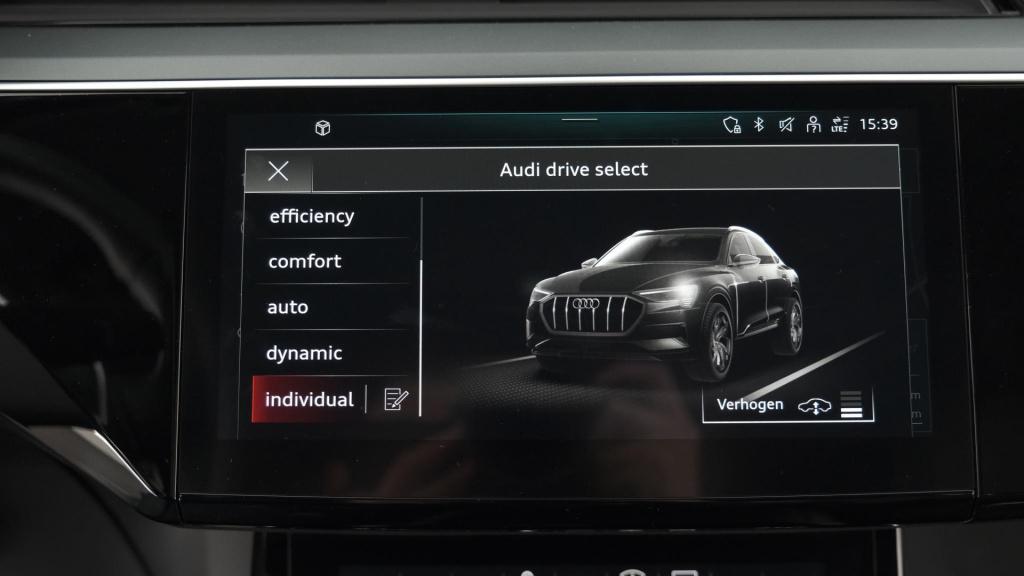 Audi E-tron sportback 55 quattro s edition 95 kwh 408 pk| head-up display |
