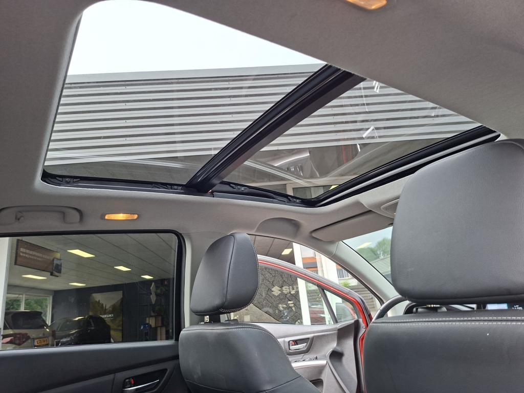 Suzuki Sx4 S-cross style 1.4 boosterjet smart hybrid / trekhaak / panoramad