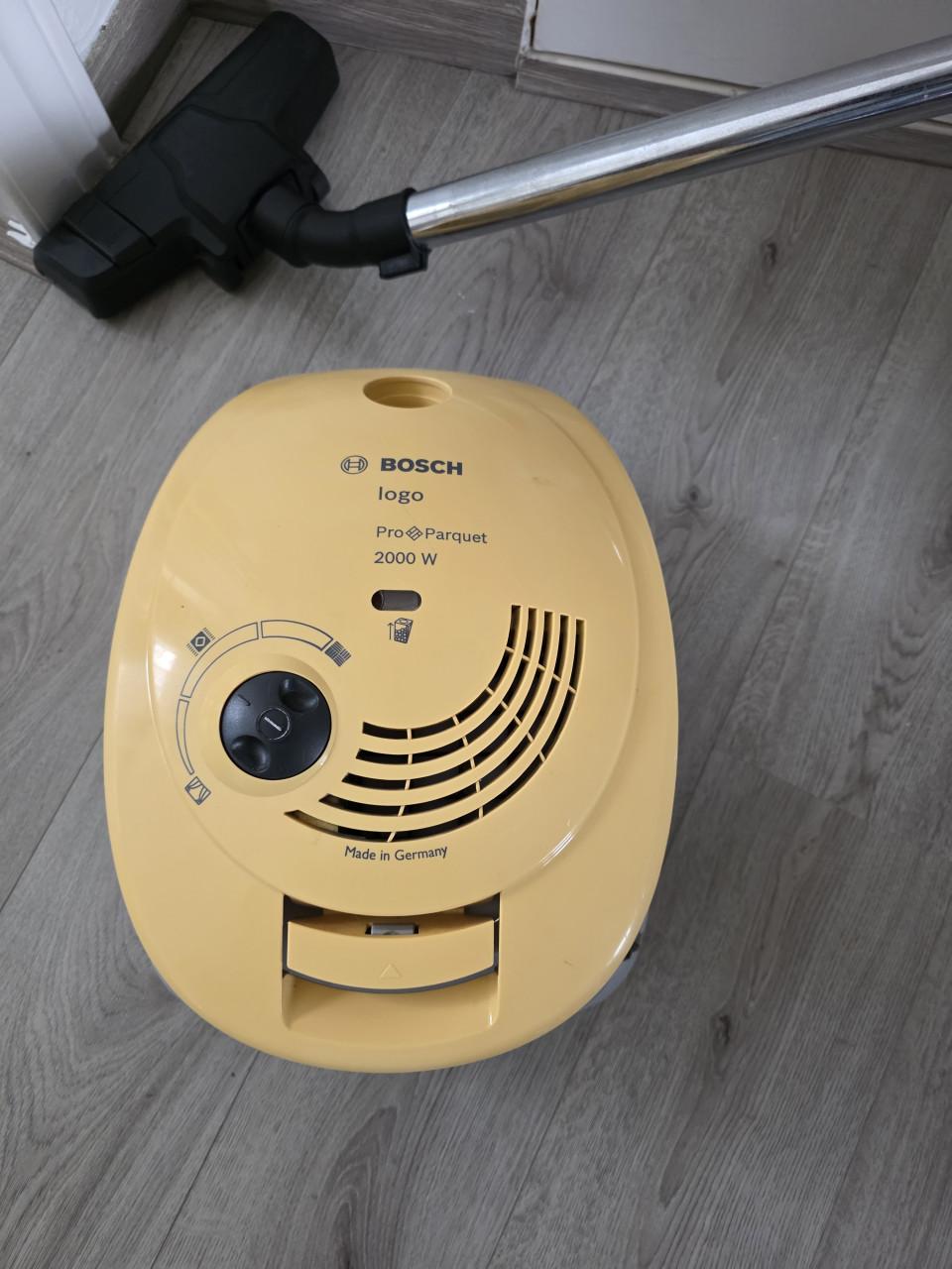 Stofzuiger BOSCH 220V-1800W- max 2000W-FD9403