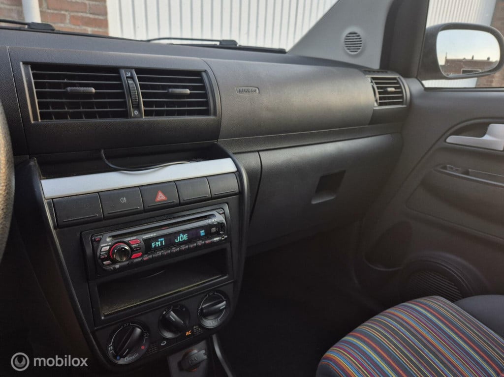 Volkswagen Fox 1.4 origineel nl / airco / nieuwe apk