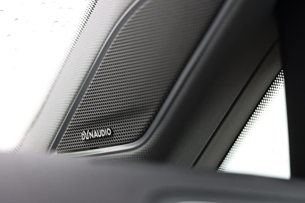 Volkswagen Golf 1.2 tsi connected series 110pk