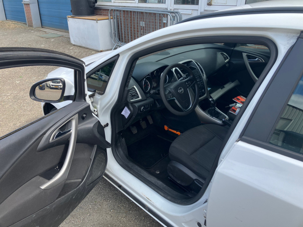 Opel Astra sports tourer 2.0 cdti design edition