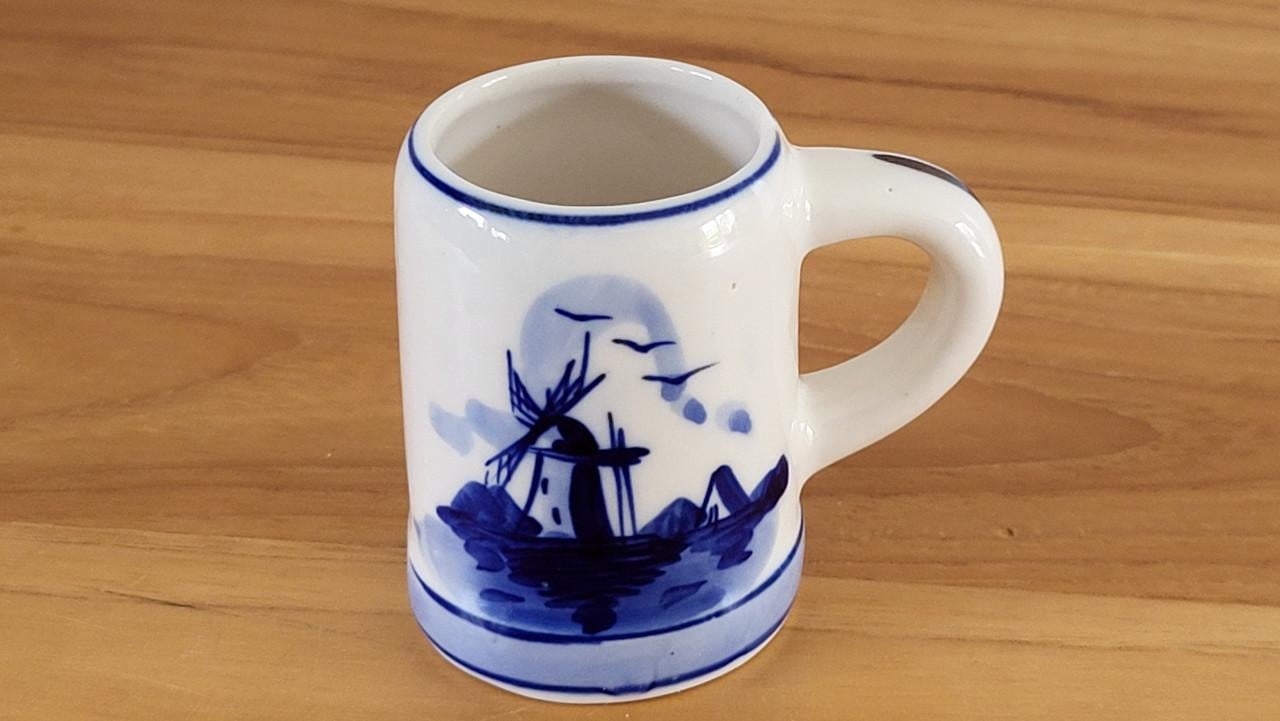 Miniatuur bierpul Delfts Blauw h 6 cm