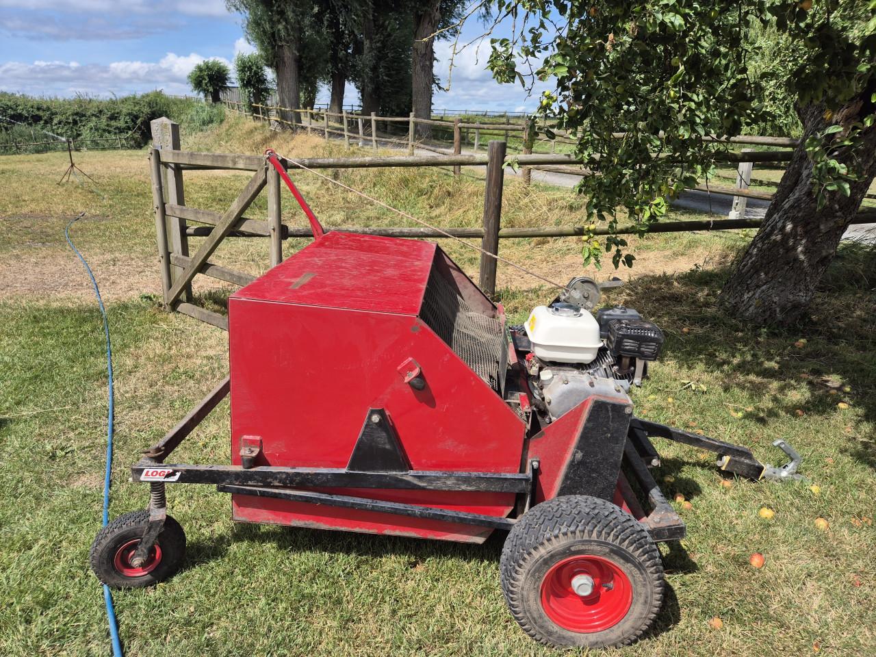 Mestveger: Paddock sweeper / cleaner