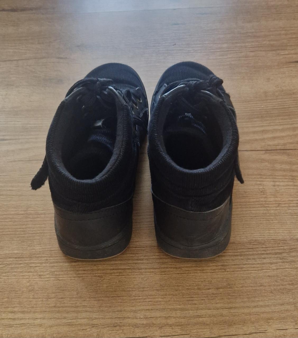 Zwarte hoge sneakers, maat 36