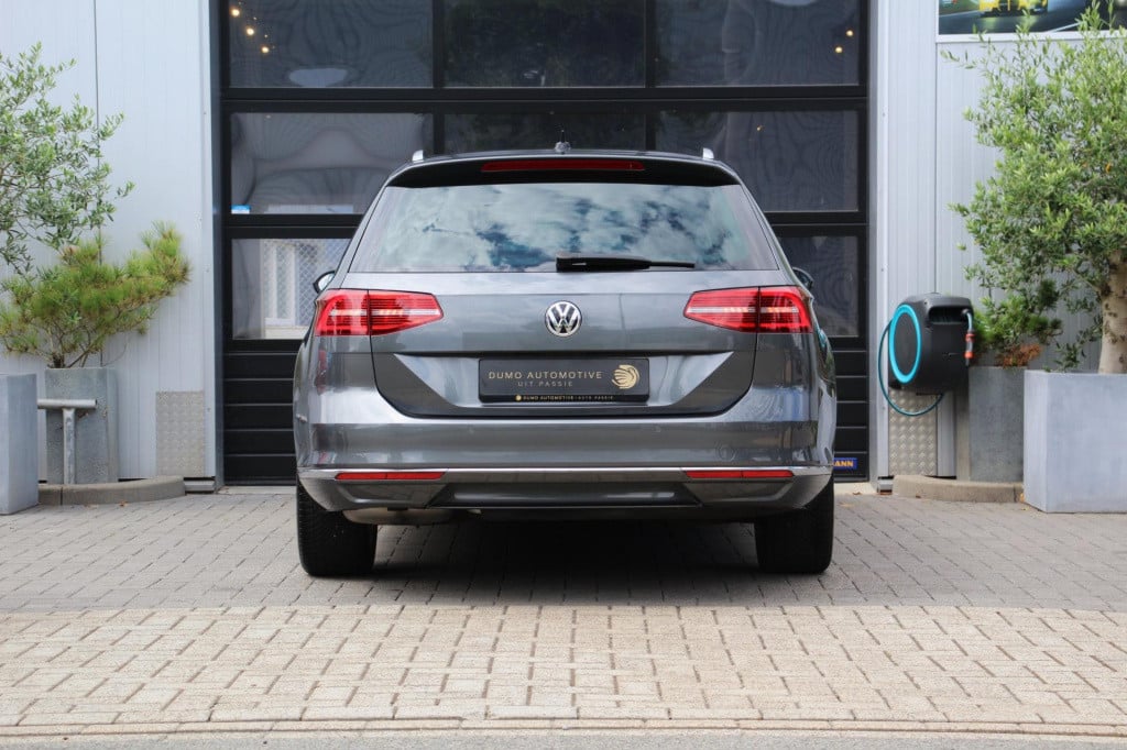 Volkswagen Passat variant 1.4 tsi act highline - dsg - leder - stoel verw -