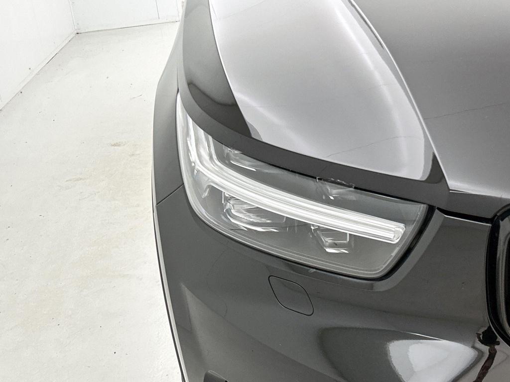 Volvo XC40 recharge p8 awd r-design | panoramadak | trekhaak | harman kardo