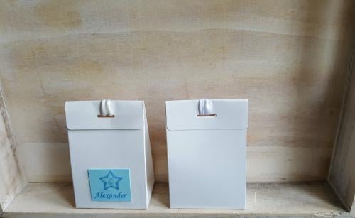 Witte lege doosjes (zonder opdruk)