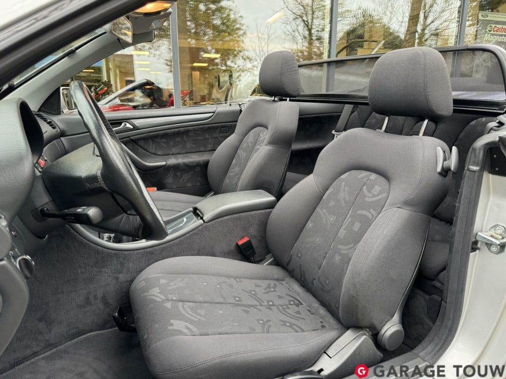 Mercedes-Benz Clk-klasse cabrio 230 k. sport uniek *24716km*