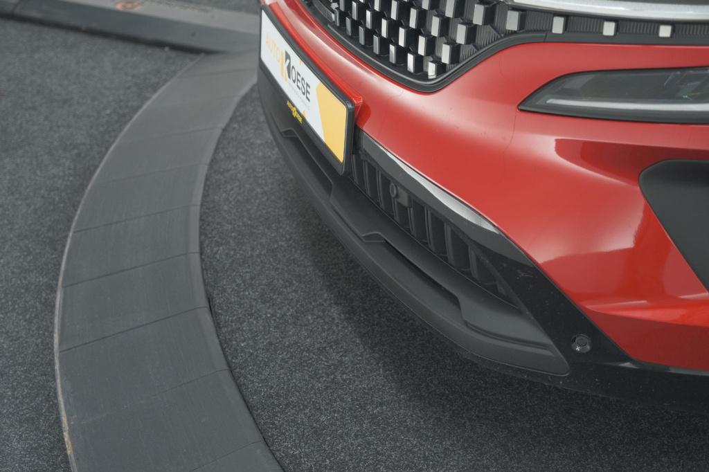 Renault Austral 1.2 e-tech full hybrid 200 techno | 360 camera | panoramada