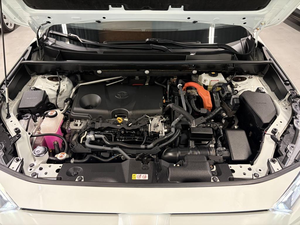 Toyota Rav4 2.5 hybrid awd bi-tone