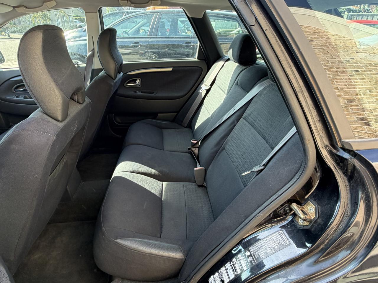 Volvo v40 1.6 2003 airco apk