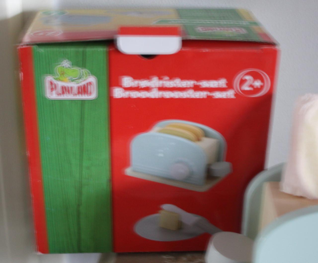 Nieuw in verpakking houten broodrooster set