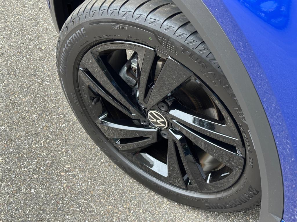 Volkswagen T-roc 1.5 tsi 150pk dsg r-line | black style | camera | keyless 