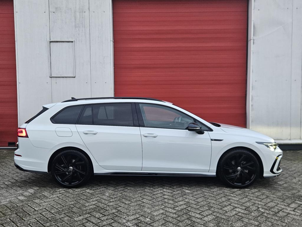 Volkswagen Golf variant 1.5 etsi r-line business+ | pano | elek. trekhaak |