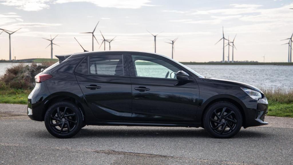 Opel Corsa 1.2 turbo gs black line / apple carplay / automaat / 360 camera 