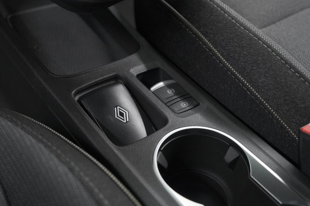 Renault Captur mild hybrid 160 edc techno | pack winter | camera | adaptiev