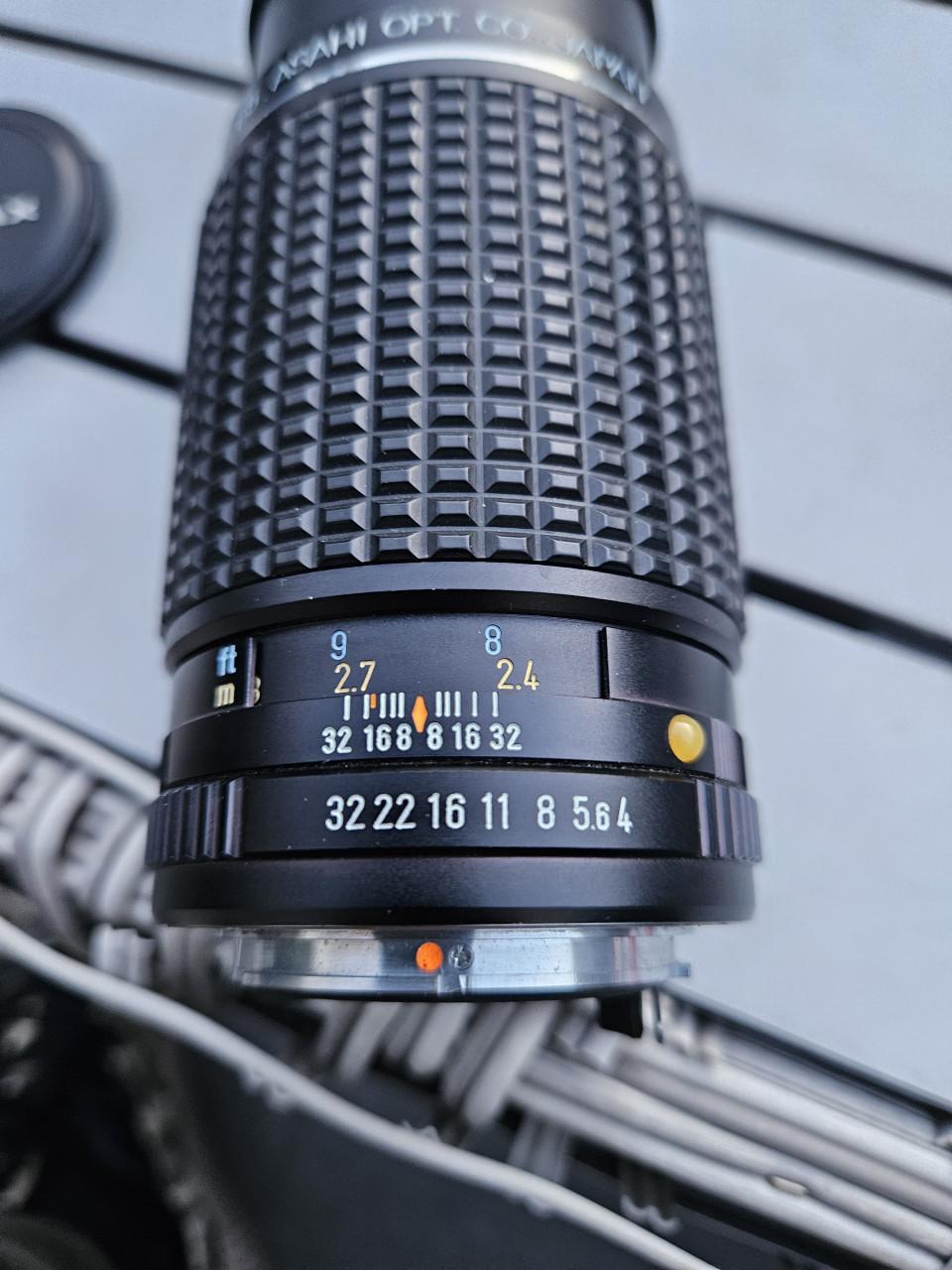 Mooie SMC Pentax-M 1:4 200mm Telelens in zeer nette staat