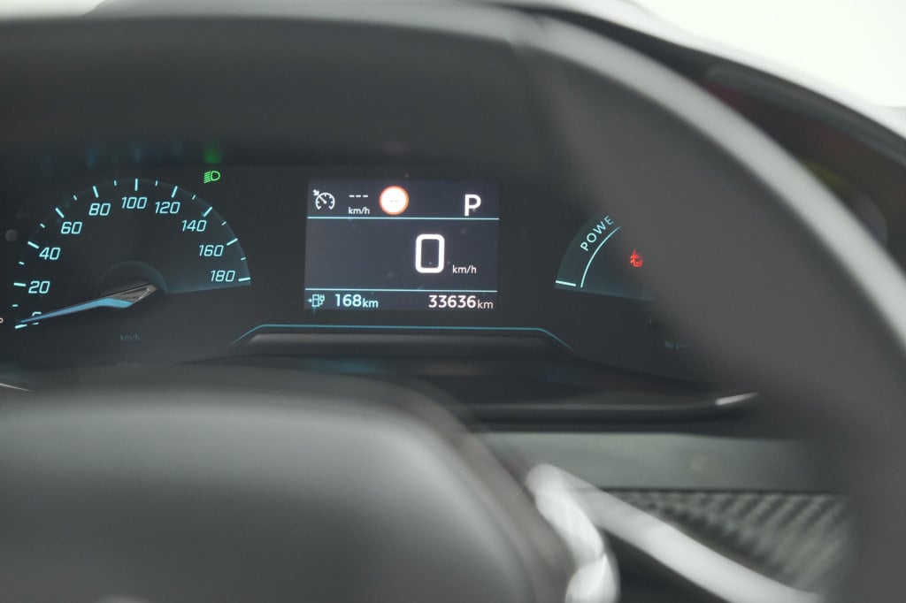 Peugeot E-2008 ev active pack 50 kwh | camera | navigatie | parkeersensoren
