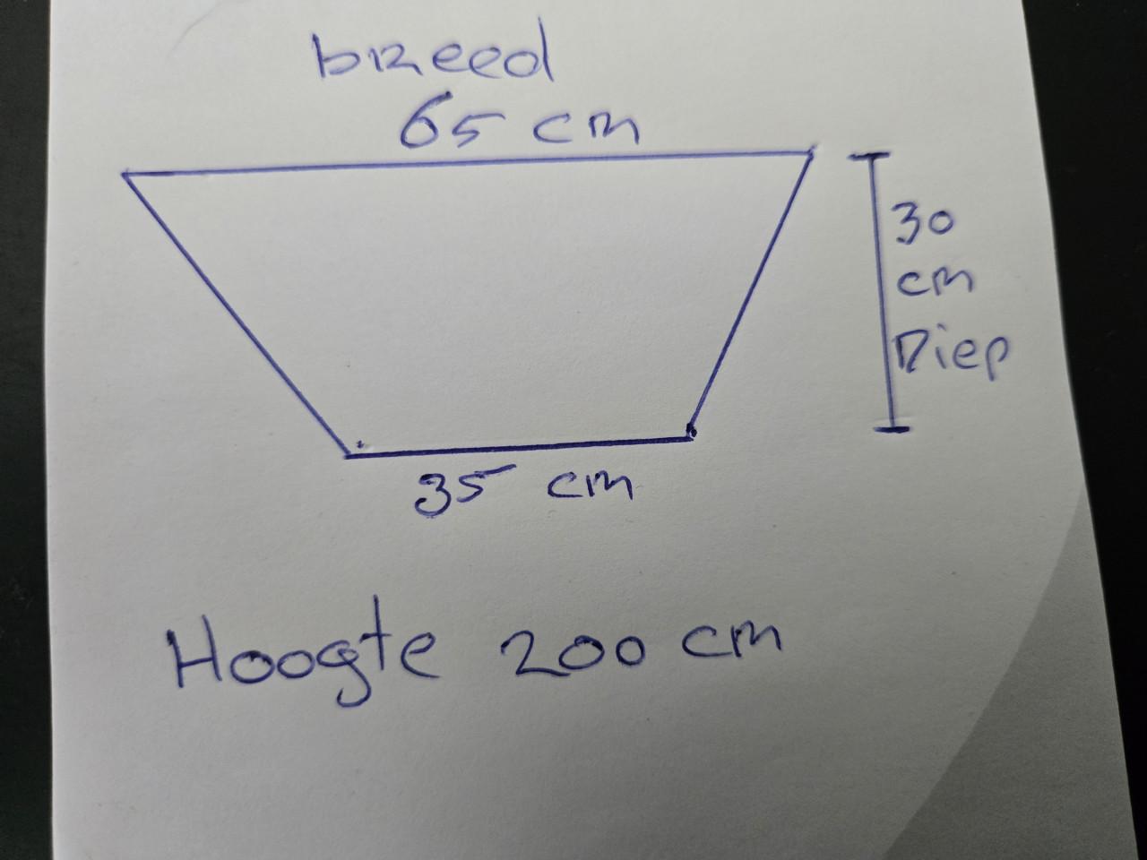 Lichteiken vitrinekast  Incl verlichting. 200 cm hoog