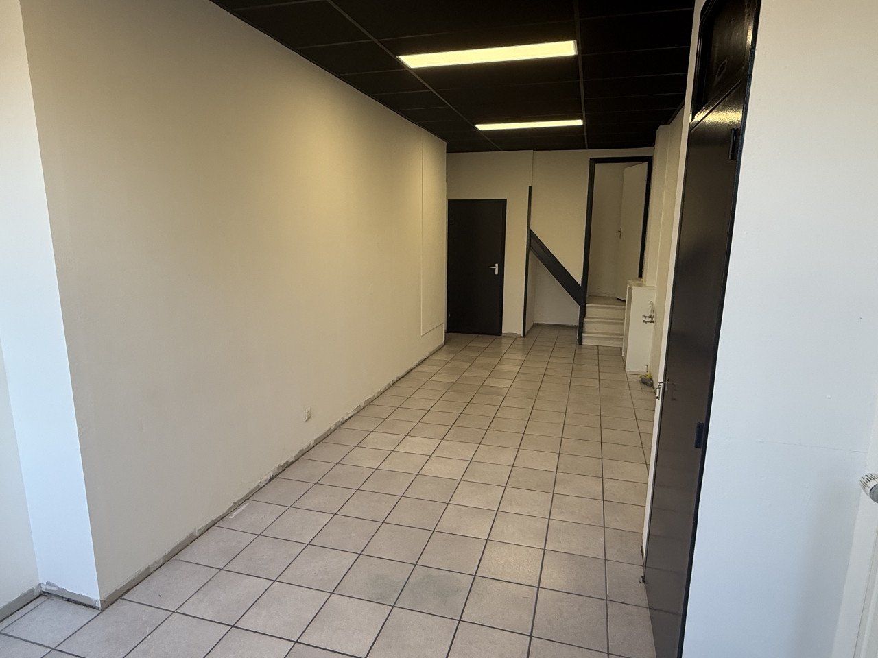 Kantoor-/praktijk-/winkelruimte te huur – 85m² Heinkenszand
